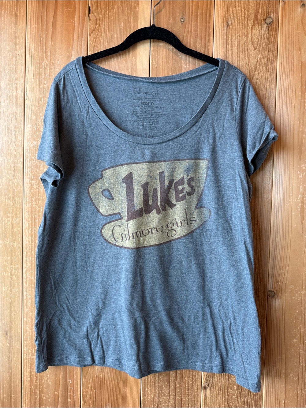 torrid Gray Short-Sleeve Graphic Tee with Luke’s from Gilmore Girls